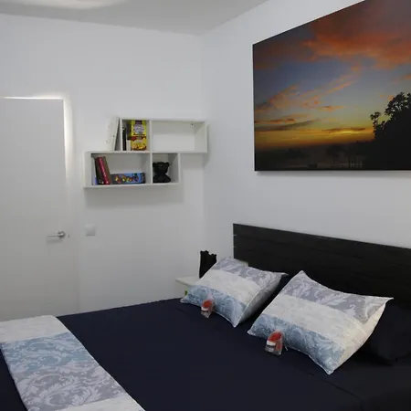 Casa Elena Playa Apartment *